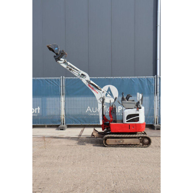 2016 TAKEUCHI TB210R-47694669