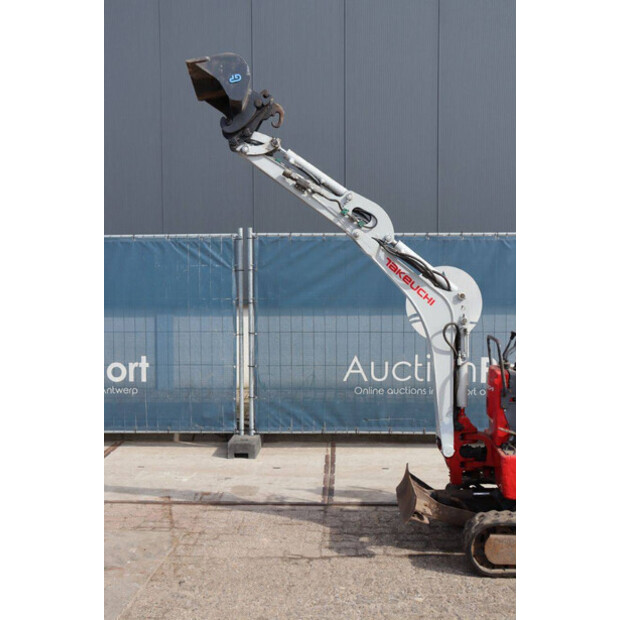 2016 TAKEUCHI TB210R-47694671