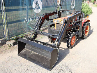 kubota-b7001-1460625-47696882