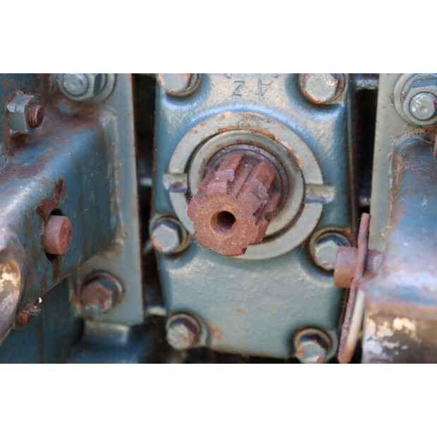 KUBOTA B7001-47696894
