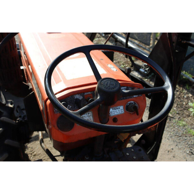 KUBOTA B7001-47696903