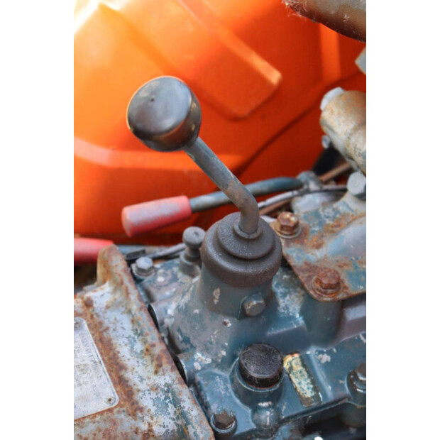KUBOTA B7001-47696906