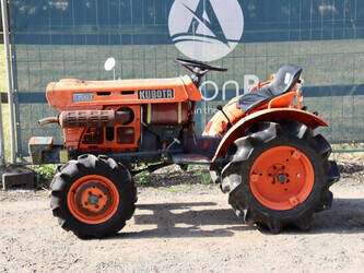 Image de ÉQUIPEMENT AGRICOLE KUBOTA B7001