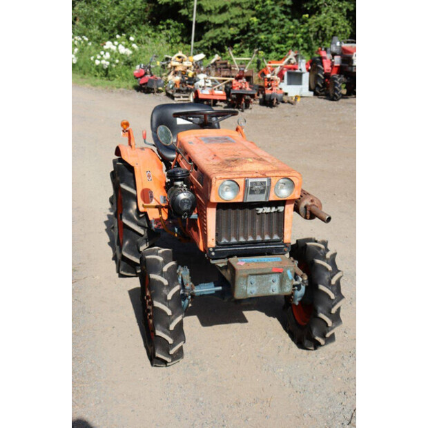 KUBOTA B7001-47697140