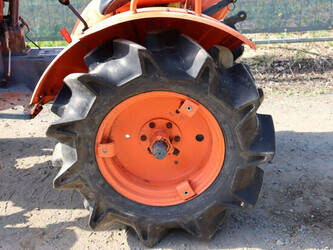 kubota-b7001-1460631-47697149