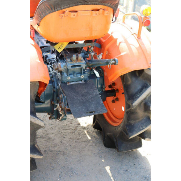 KUBOTA B7001-47697152