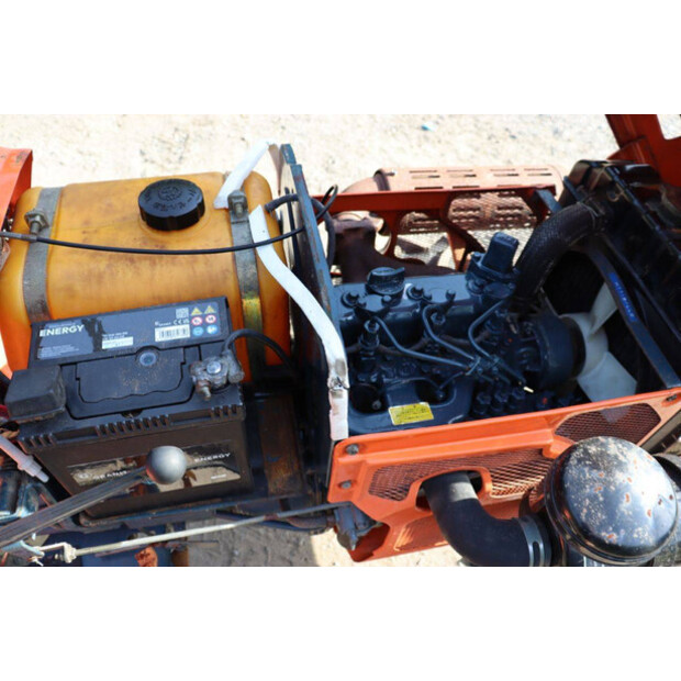 KUBOTA B7001-47697157
