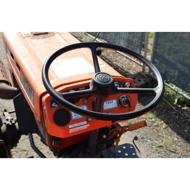 KUBOTA B7001-47697162