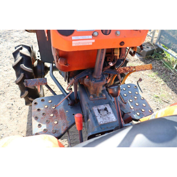 KUBOTA B7001-47697163