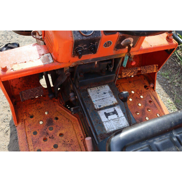 KUBOTA B1600-47697246