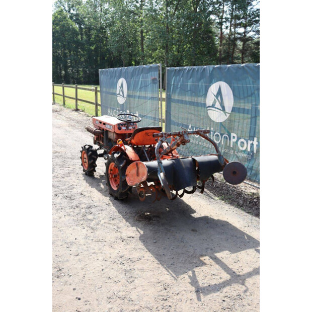 KUBOTA B6001-47697263