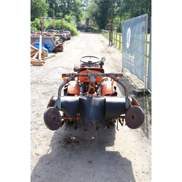 KUBOTA B6001-47697264