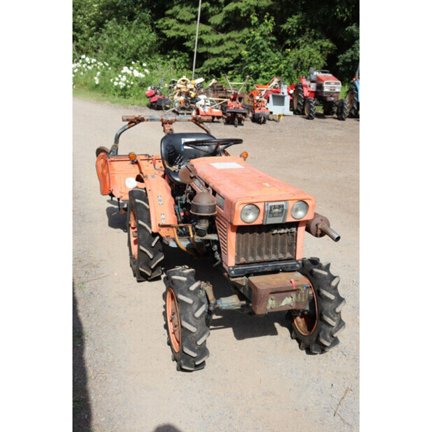KUBOTA B6001-47697266