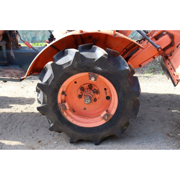 KUBOTA B6001-47697275