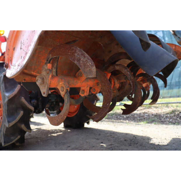 KUBOTA B6001-47697277