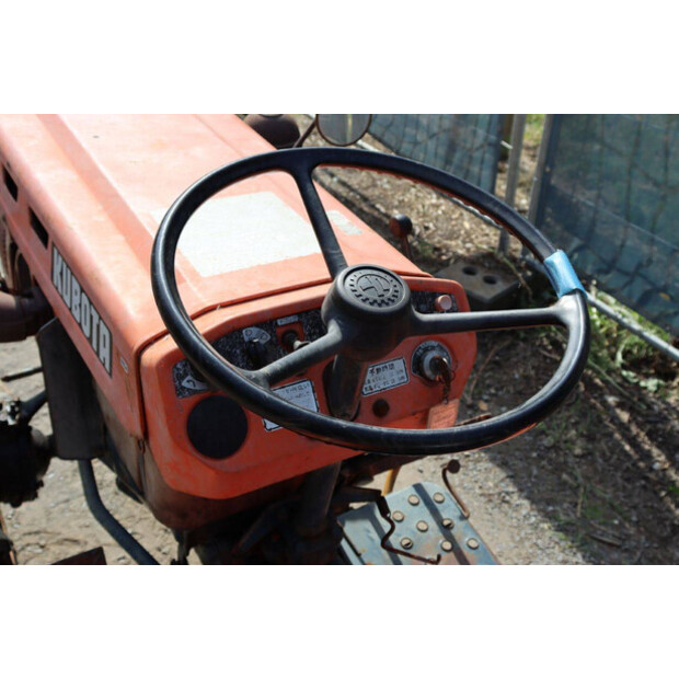 KUBOTA B6001-47697284