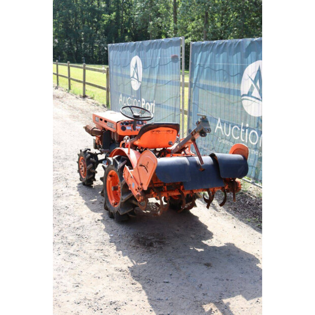 KUBOTA B5001-47697376