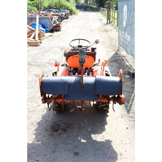 KUBOTA B5001-47697377