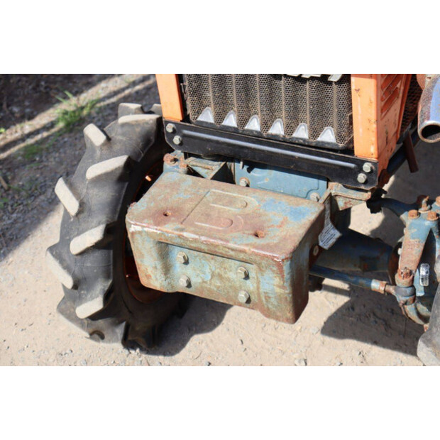 KUBOTA B5001-47697384