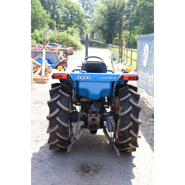 لسكي TA230F-47697413