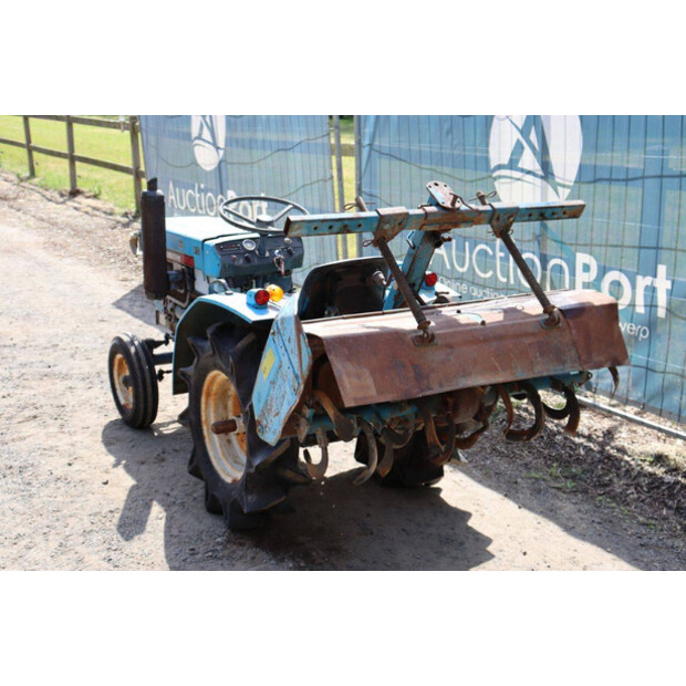 ميتسوبيشي D1450-47697665