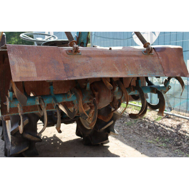 ميتسوبيشي D1450-47697680