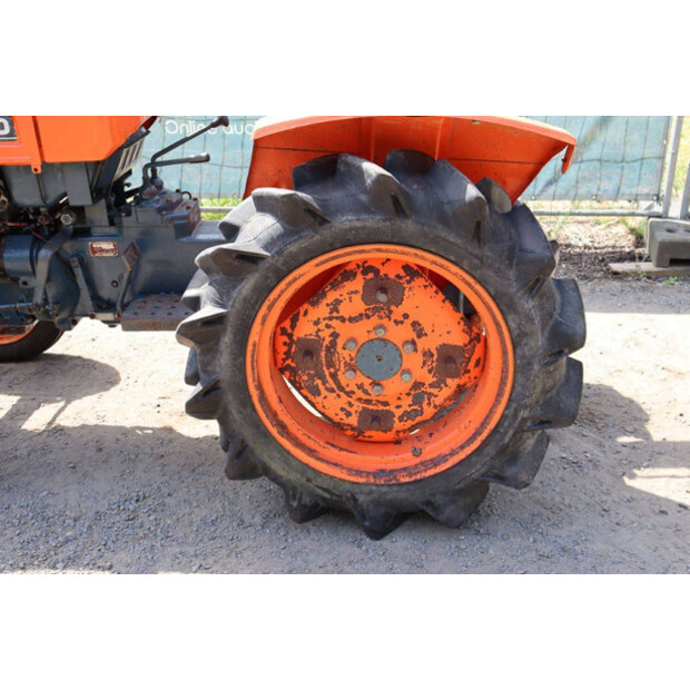 KUBOTA L1500-47697716