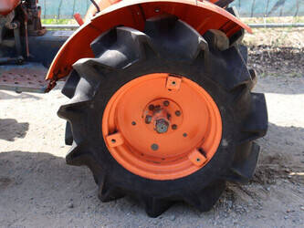 kubota-b7001-1460646-47697755