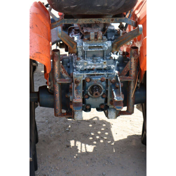 KUBOTA B7001-47697758