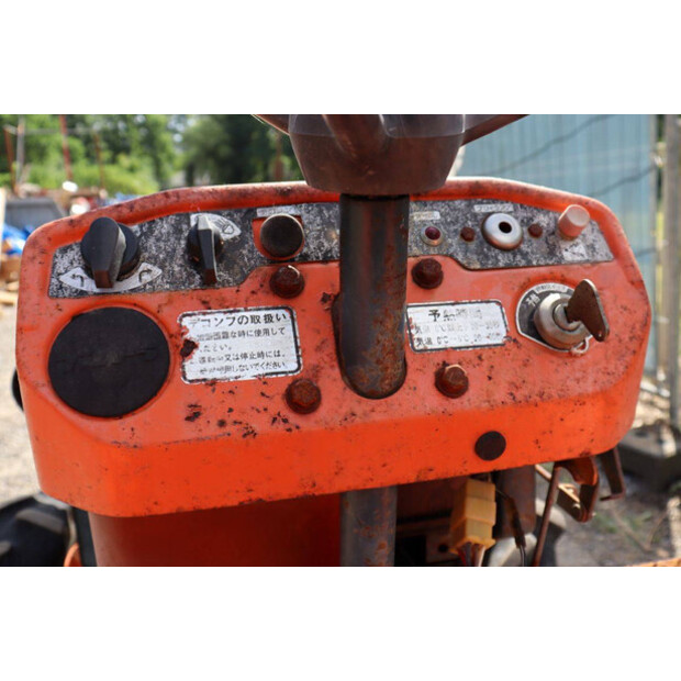 KUBOTA B7001-47697773