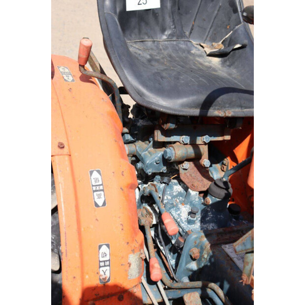 KUBOTA B7001-47697777