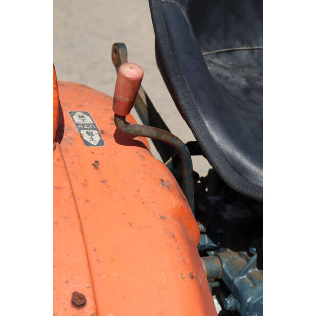KUBOTA B7001-47697778