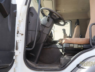 2012-renault-kerax-380-1405417-47703297