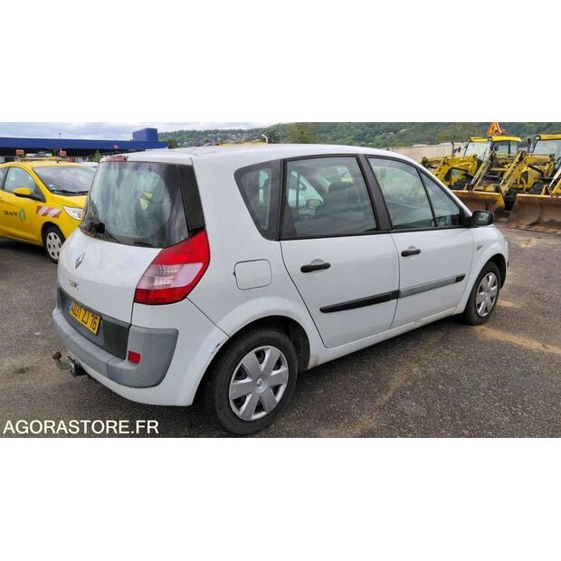 2003 Renault Megane-47711684