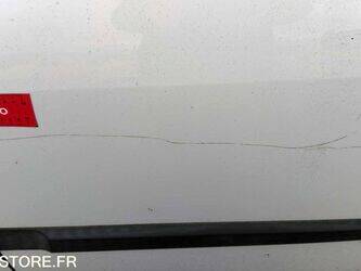 2003-renault-megane-1460904-47711693