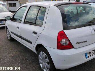 2007-renault-clio-1460906-47711761