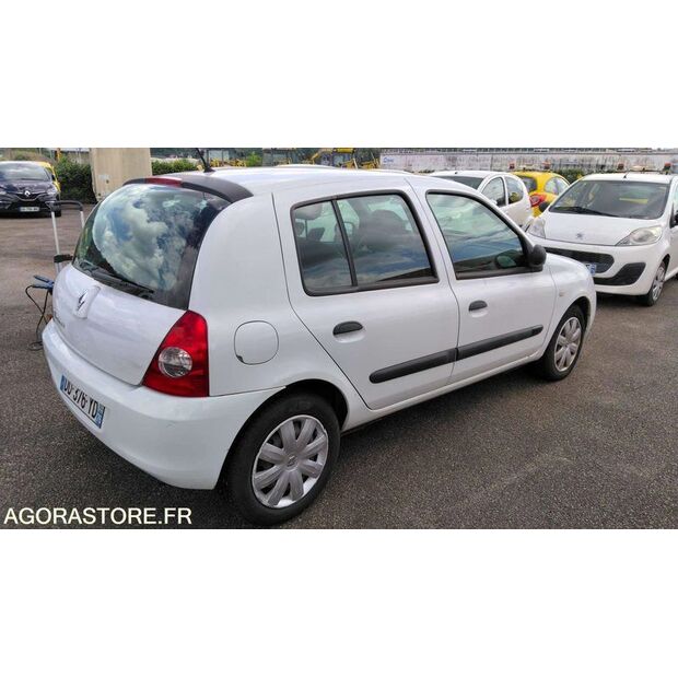 2007 Renault Clio-47711762