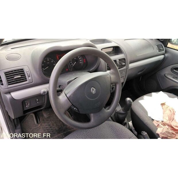 2007 Renault Clio-47711768