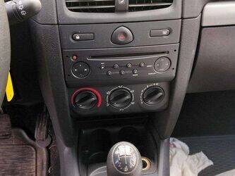 2007-renault-clio-1460906-47711769