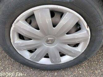 2007-renault-clio-1460906-47711780
