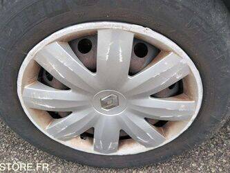 2007-renault-clio-1460906-47711781