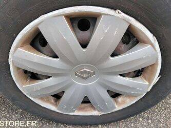2007-renault-clio-1460906-47711782