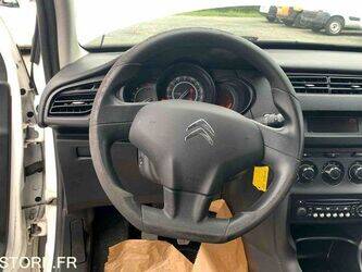 2011-citroen-c3-1460909-47711853