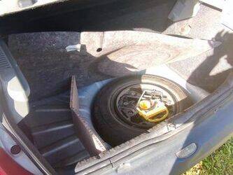 2004-renault-clio-1460911-47711938