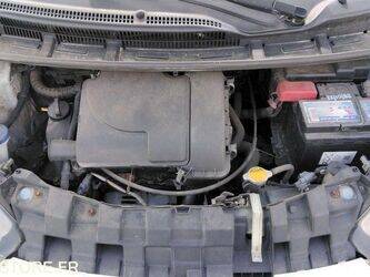 2013-peugeot-107-1460912-47711976