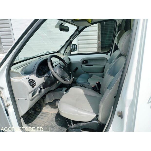 2002 رينو Kangoo-47712010