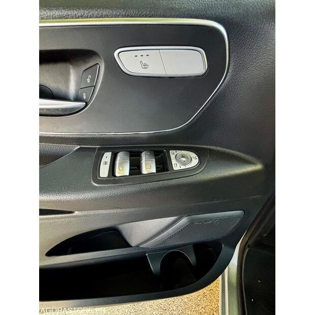 2021 Mercedes-Benz Vito-47712065