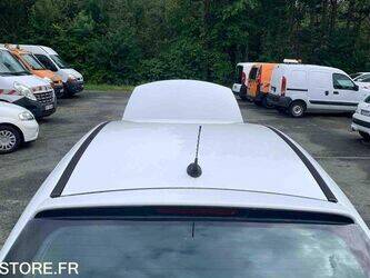 2010-citroen-c3-1460918-47712127