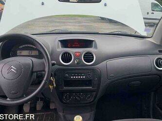 2010-citroen-c3-1460918-47712128