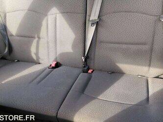 2006-renault-clio-1460919-47712186